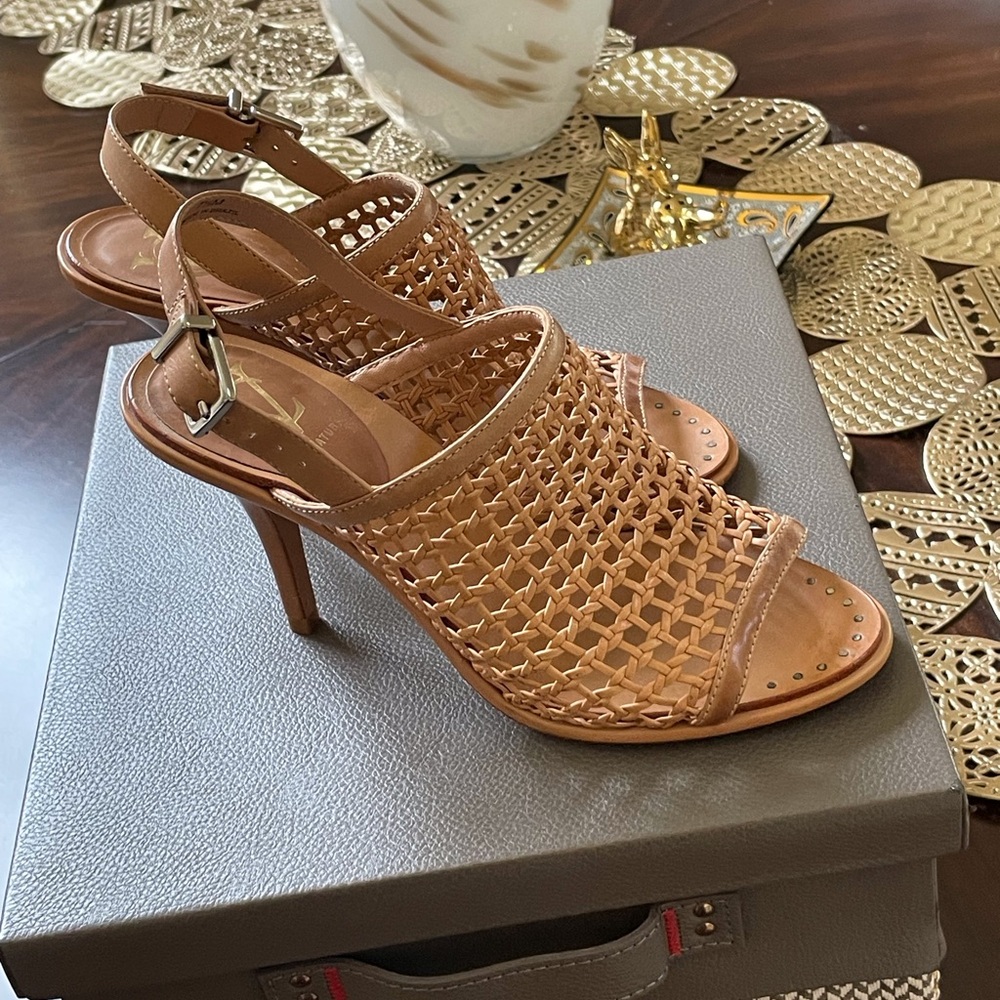 Vince Camuto Tan Heels with Woven Design